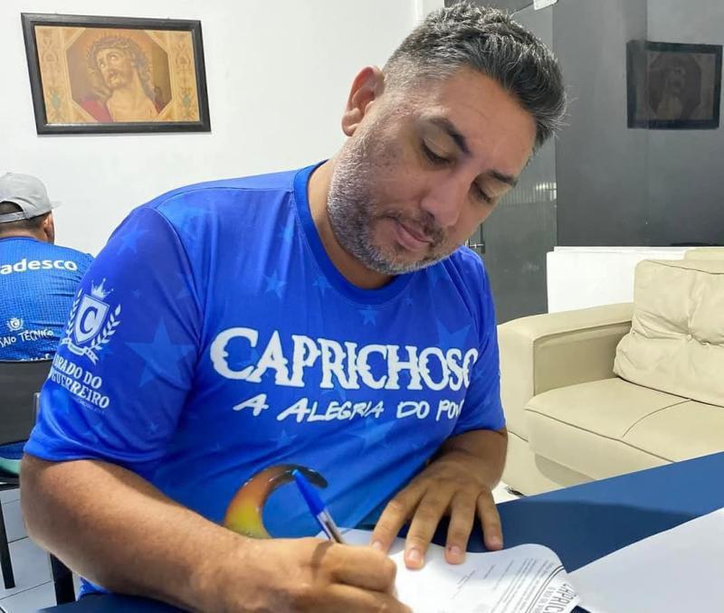 Morre Tarcísio Gonzaga, professor da Educação Inclusiva e artista de figurino de Parintins