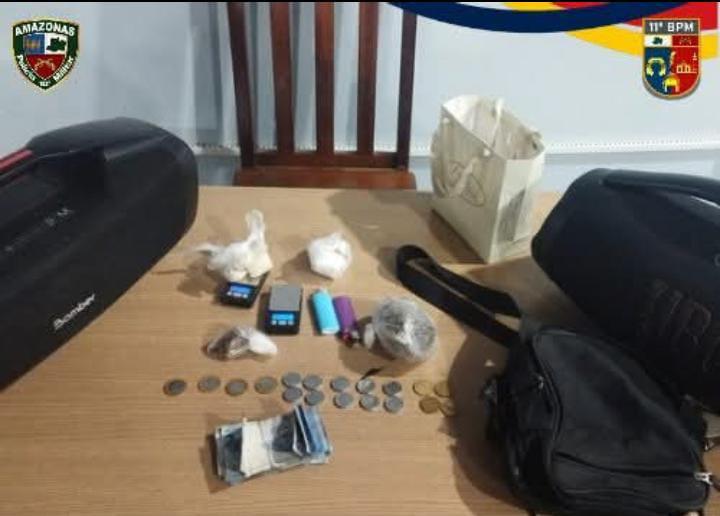 Policiais militares apreendem entorpecentes no bairro Itaúna 2 em Parintins