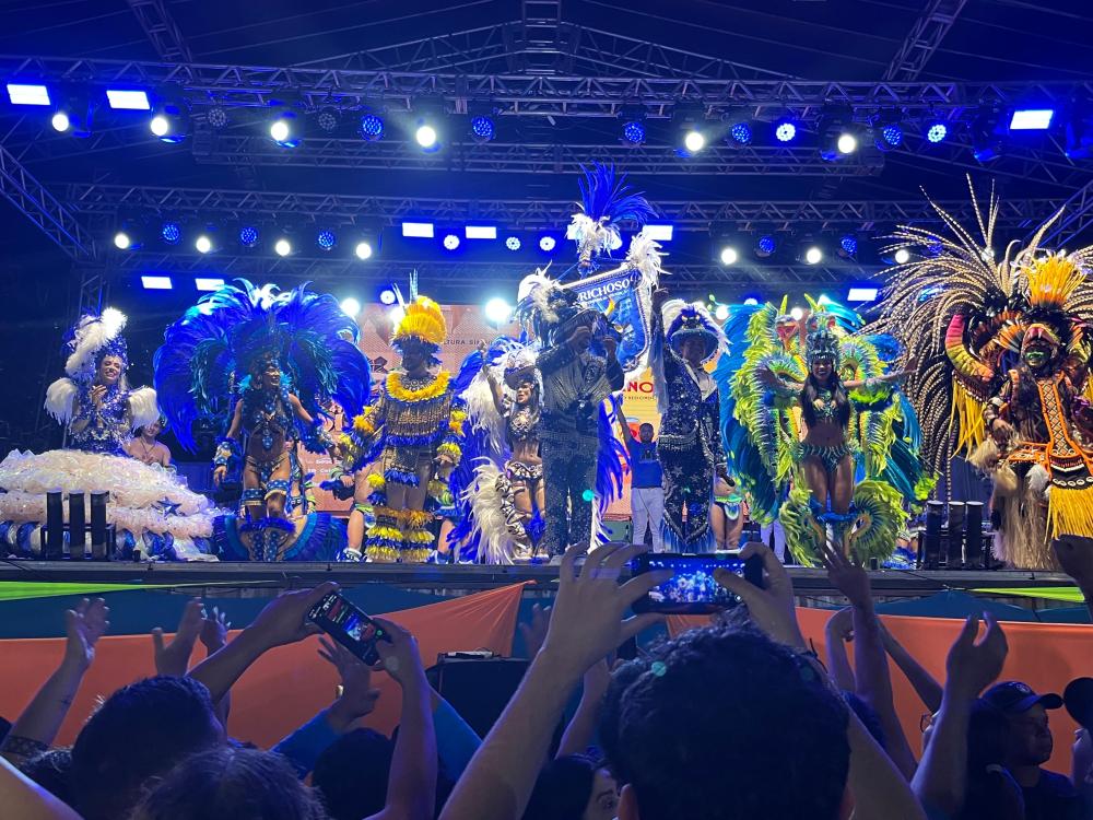 Caprichoso encanta público na abertura do Festival do Folclore de Curuçá, no Pará