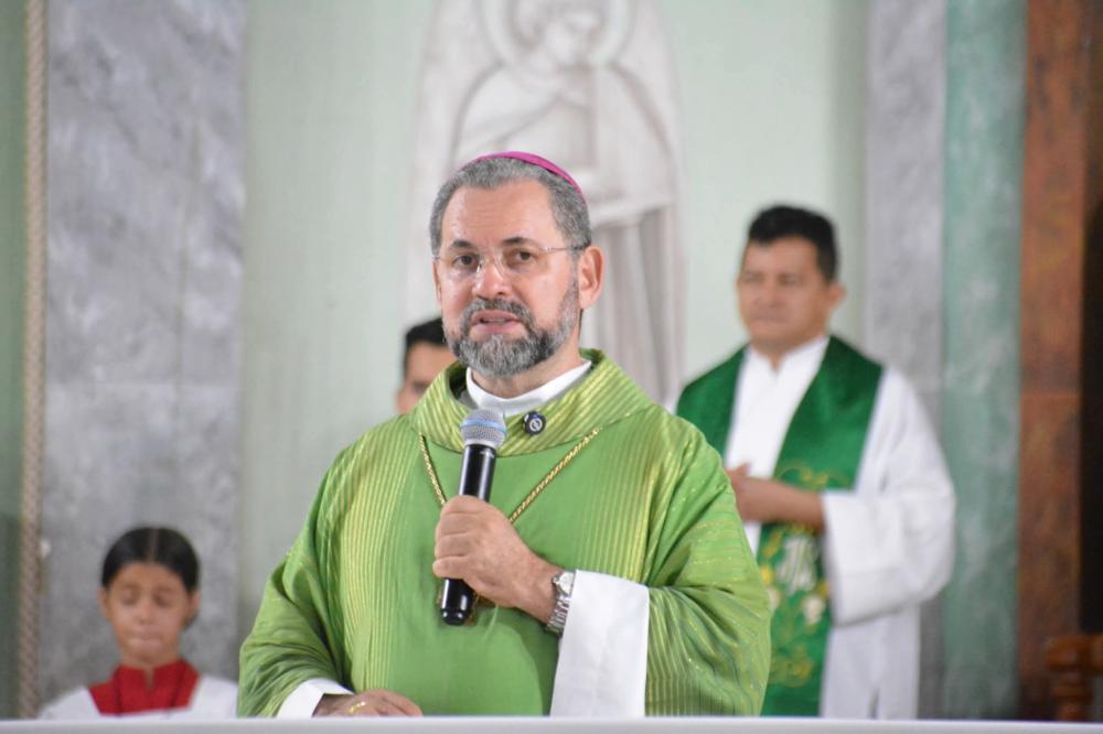 Dom José exalta caridade como expressão da fé durante novena de Nossa Senhora do Carmo