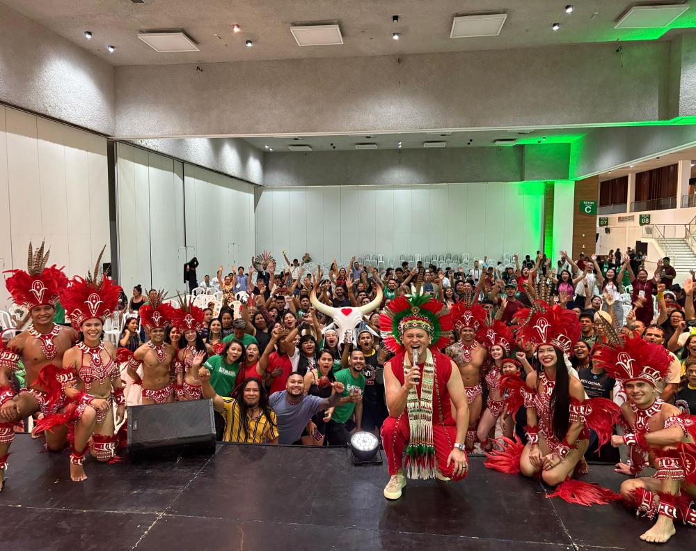 Garantido abre Noite Cultural do XII Encontro Nacional dos Estudantes Indígenas, em Manaus