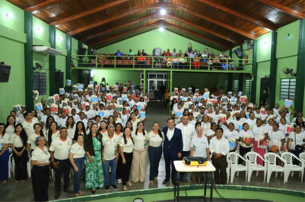 Aula inaugural marca início do Programa Brasil Alfabetizado em Parintins