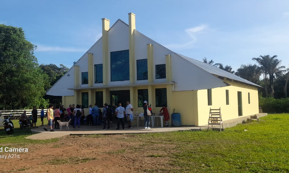 Comunidade Flor de Maio, em Vila Amazônia, organiza inauguração da igreja de Santa Isabel