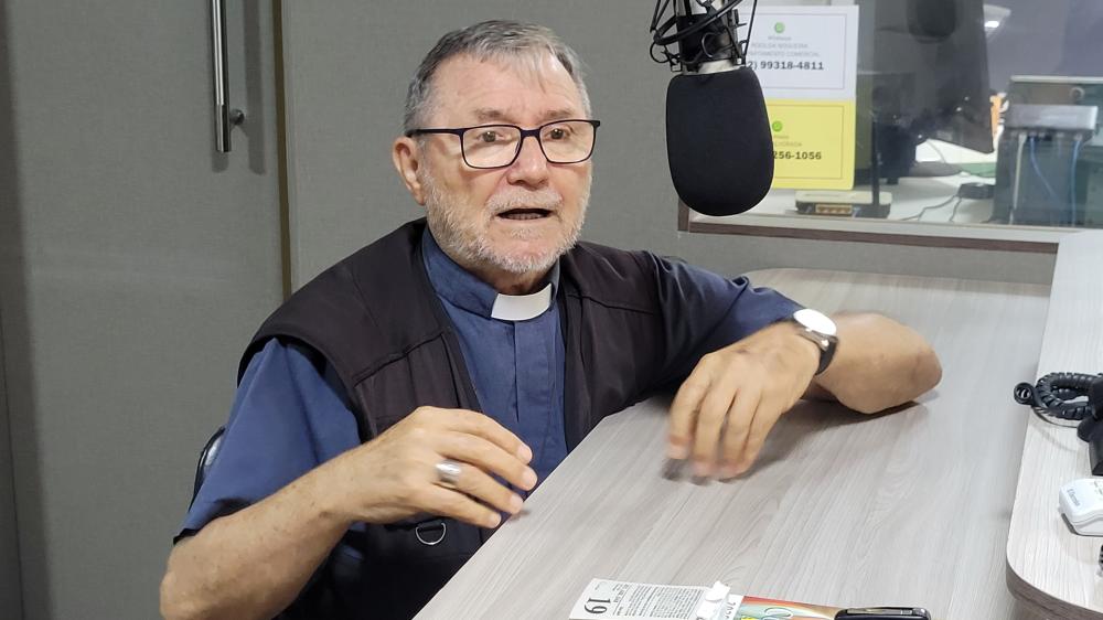 Em Parintins, Dom Giuliano ecoa pedido do Papa Leão XIV e convoca fiéis para oração pela paz