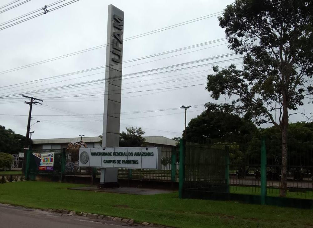 UFAM lança editais com bolsas de até R$ 3 mil para alunos